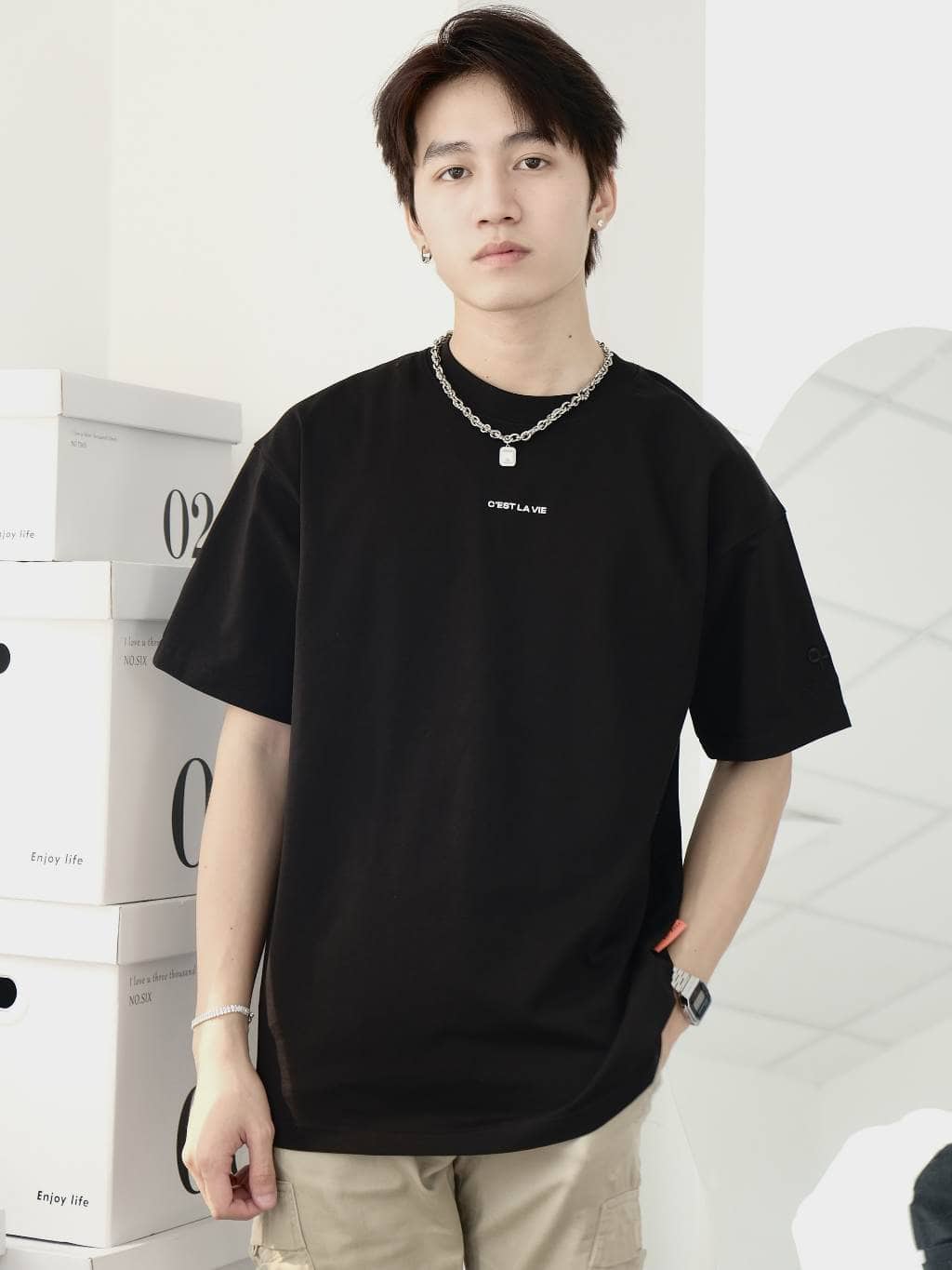 Outfit thể thao lý tưởng cho dã ngoại hè