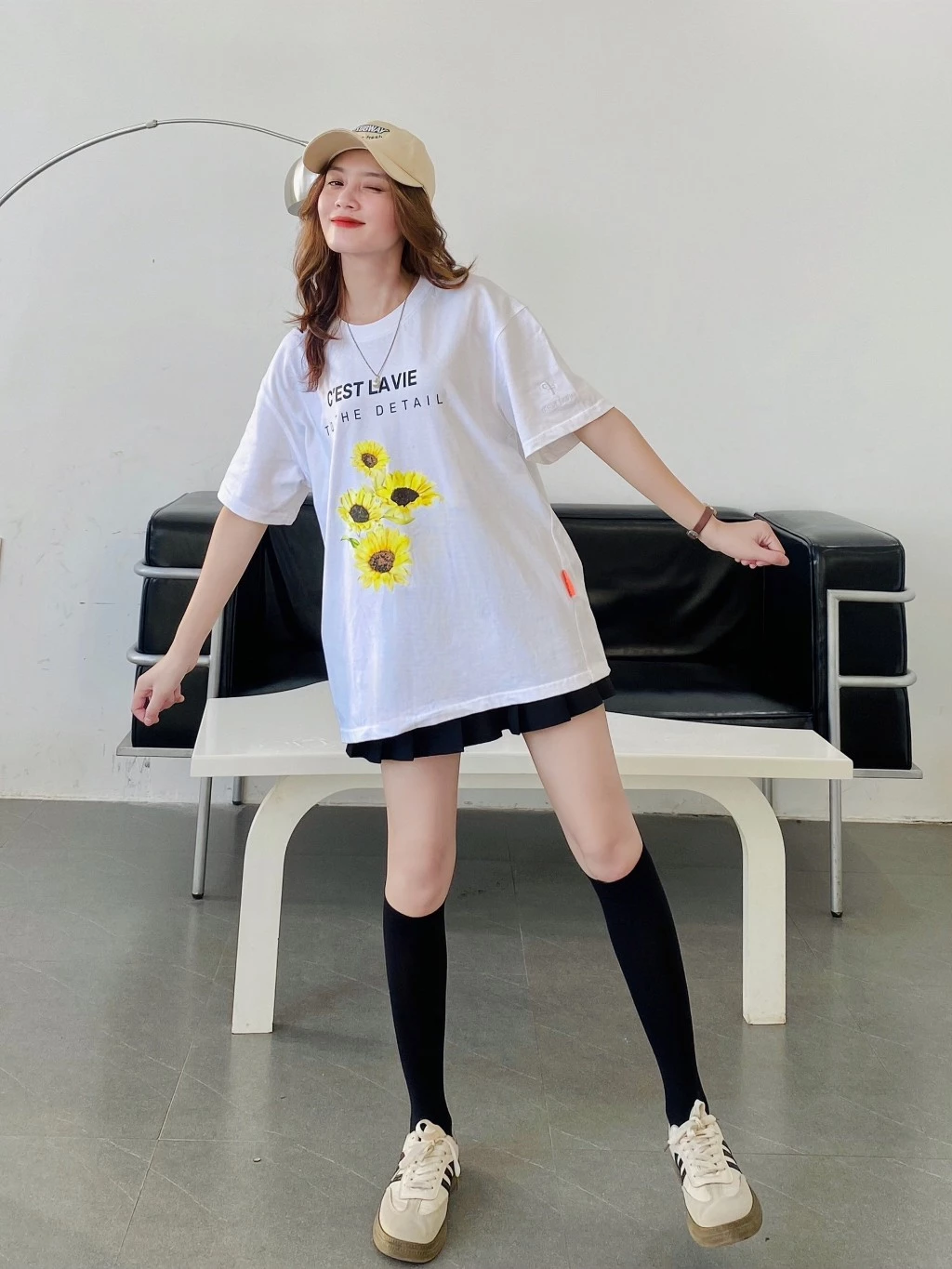 áo thun oversize cotton 250gsm in hoa huong duong white nu