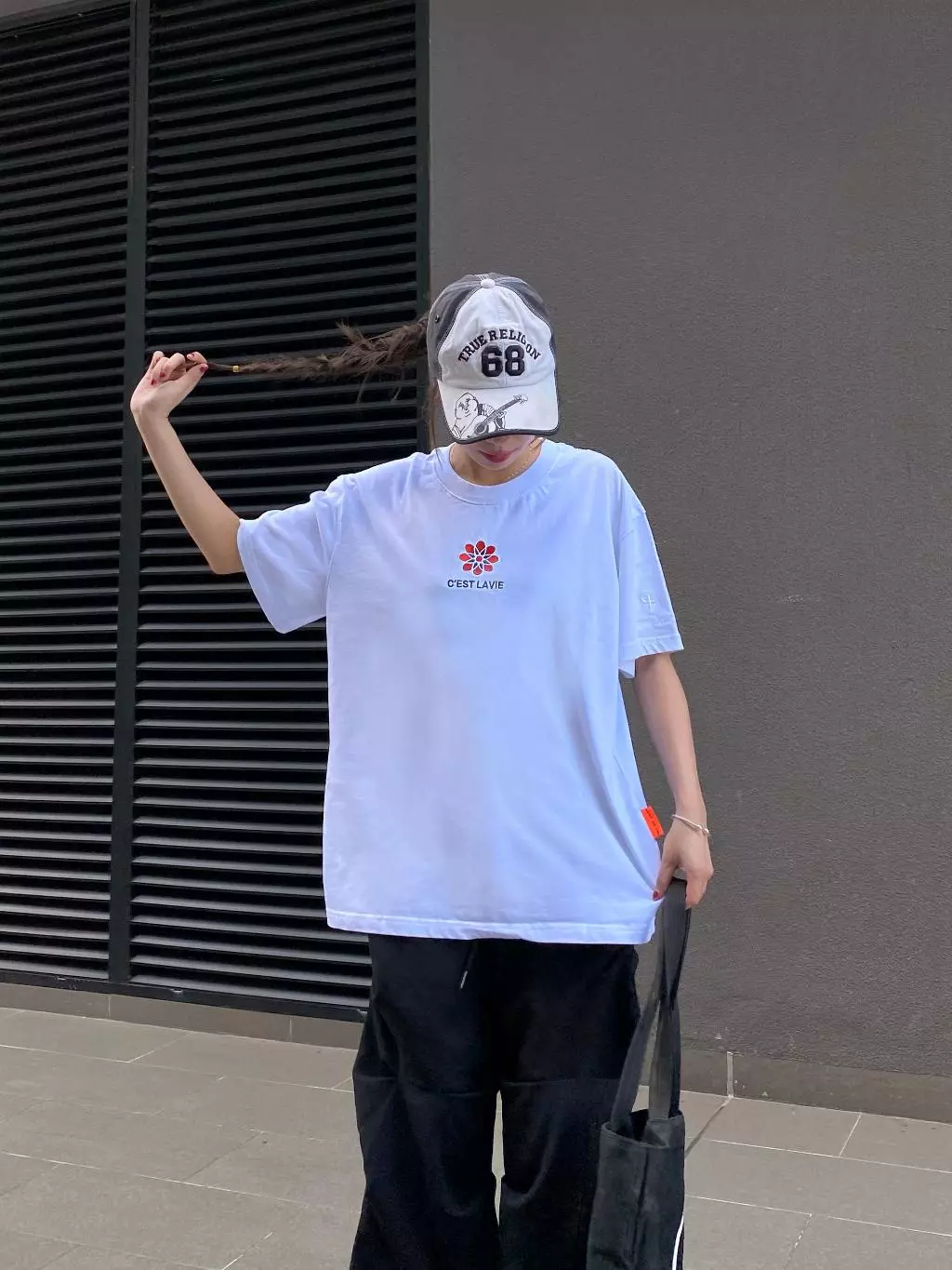 Áo thun oversize: Sự lựa chọn hoàn hảo cho ngày hè