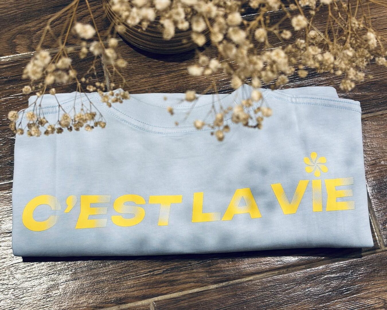 áo thun oversize cslavie flower blue e1774964302558