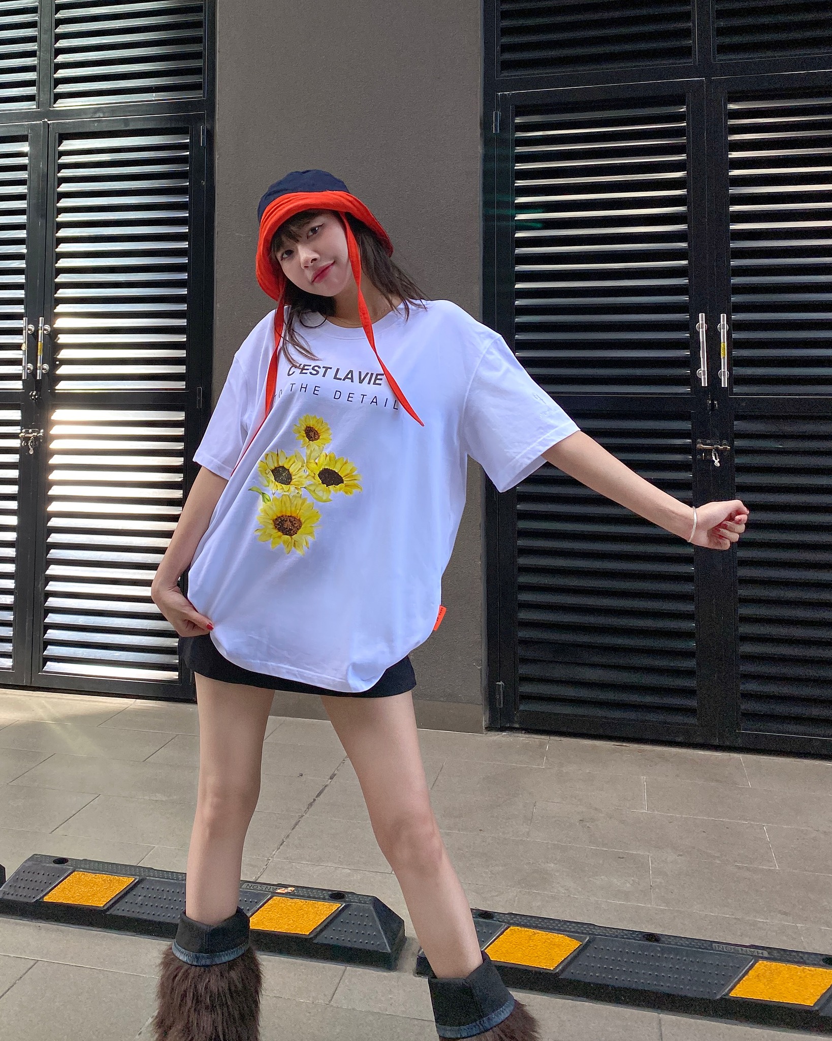 áo thun oversize cslavie huong duong trang