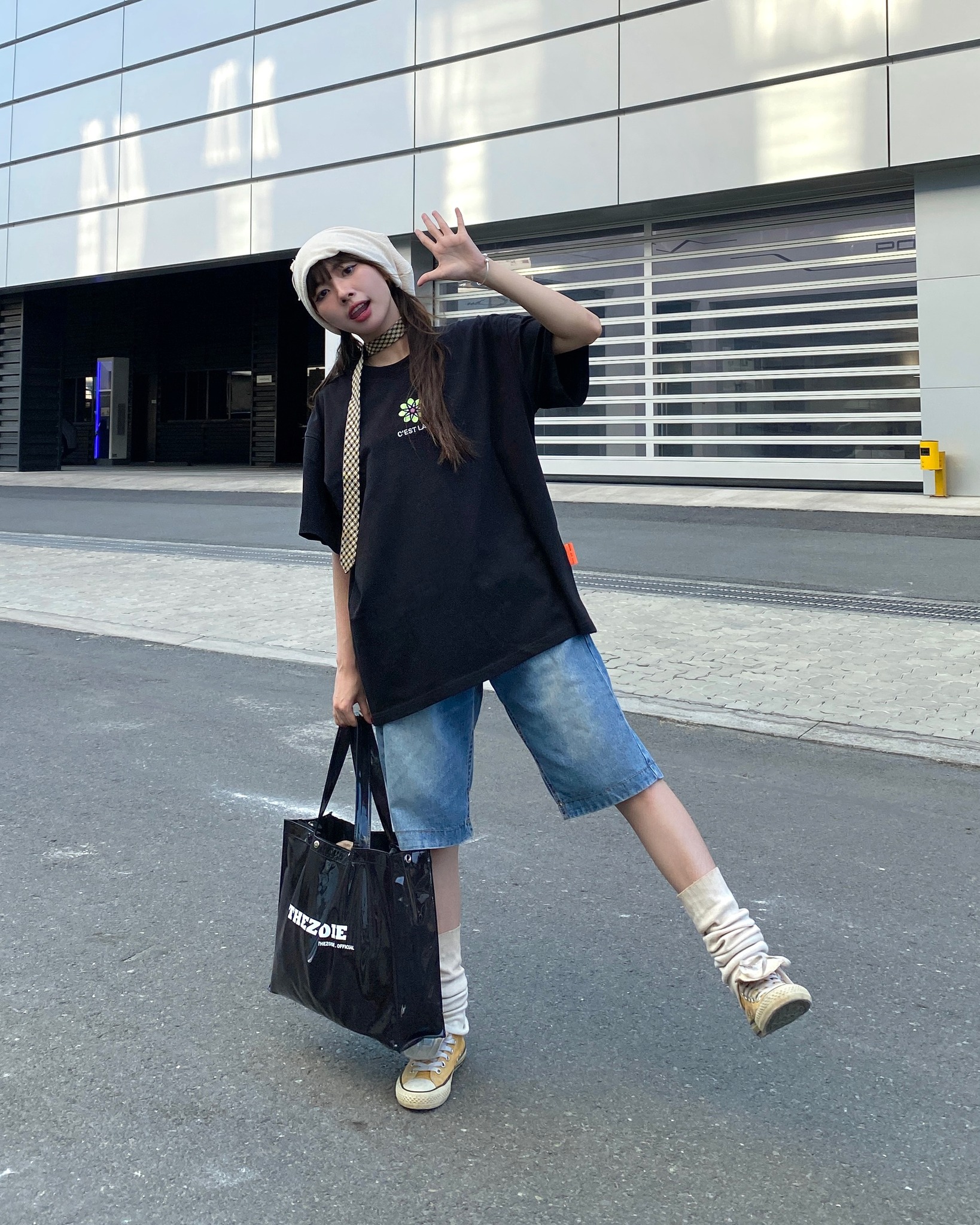 áo thun áo thun oversize cslavie latana black local brand Việt Nam