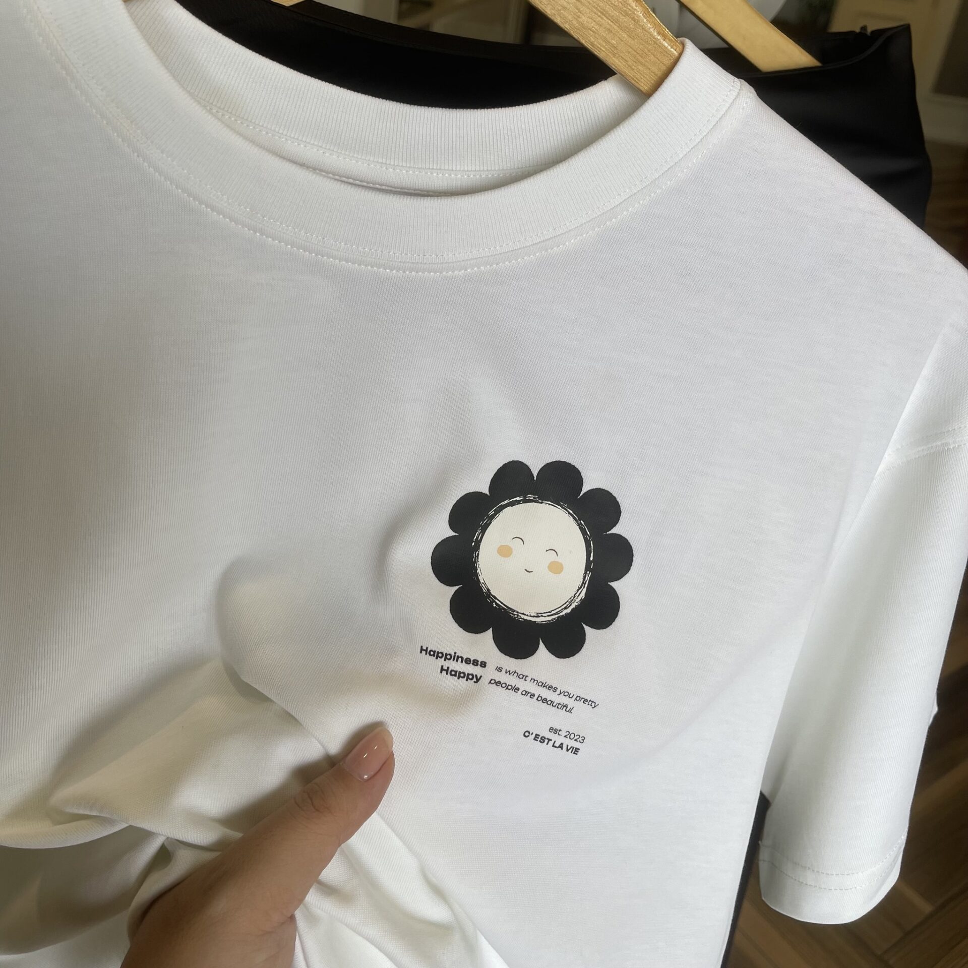 áo thun oversize cslavie smile eri white