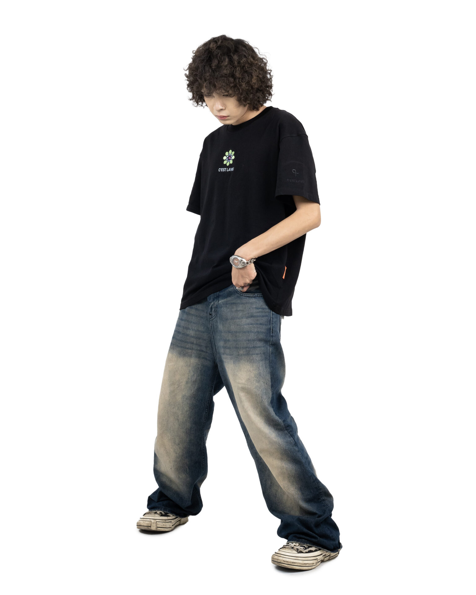 ao-thun-oversize-latana-hinh-2-scaled – Cách phối đồ áo thun unisex cực chất cho cả nam lẫn nữ