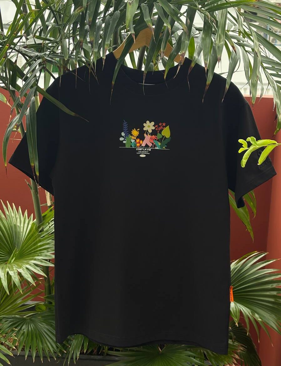 áo thun oversize–garden of delight e1774765125707