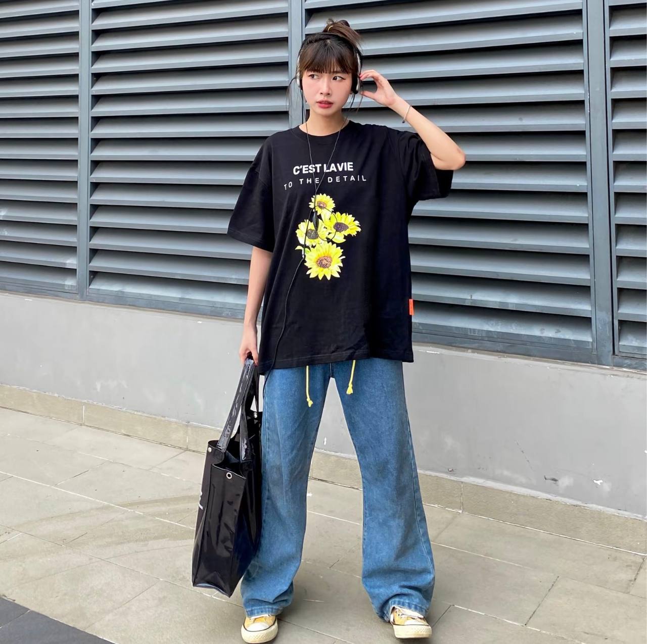 áo thun local brand unisex huong duong black front